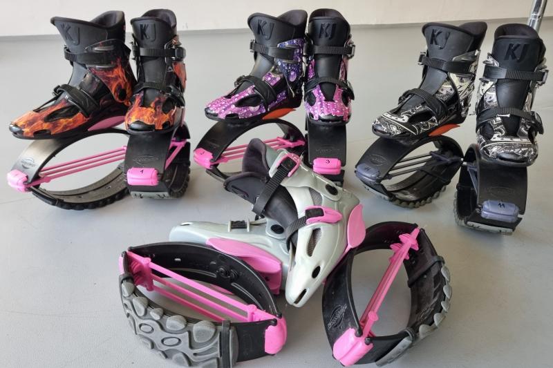 KANGOO JUMPING
